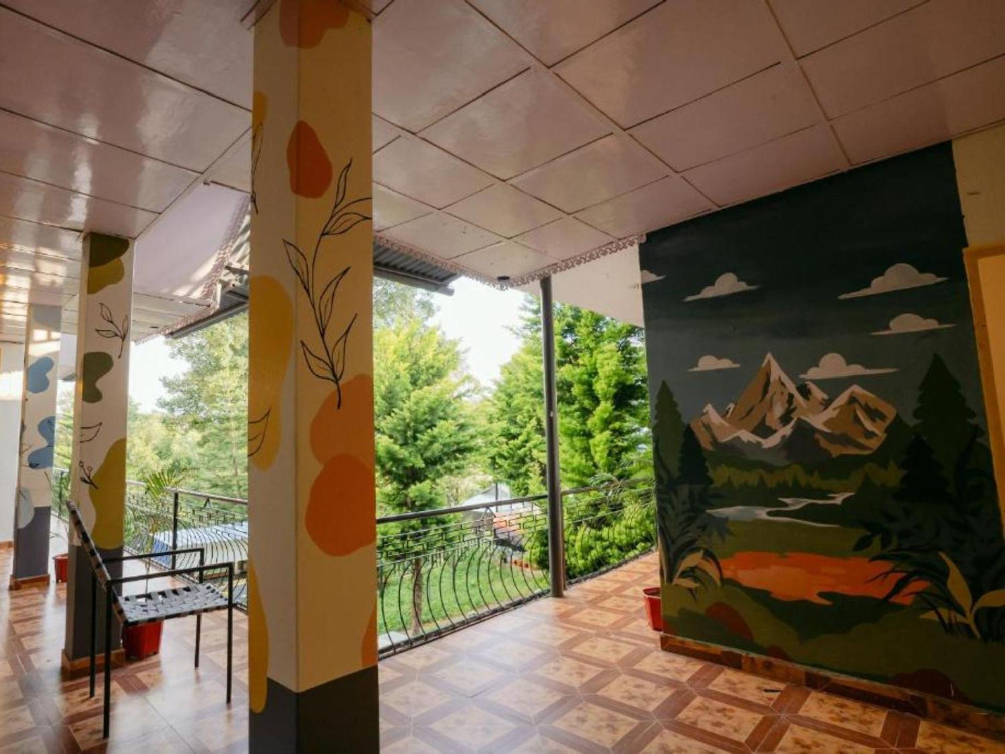The Hosteller Bir المظهر الخارجي الصورة