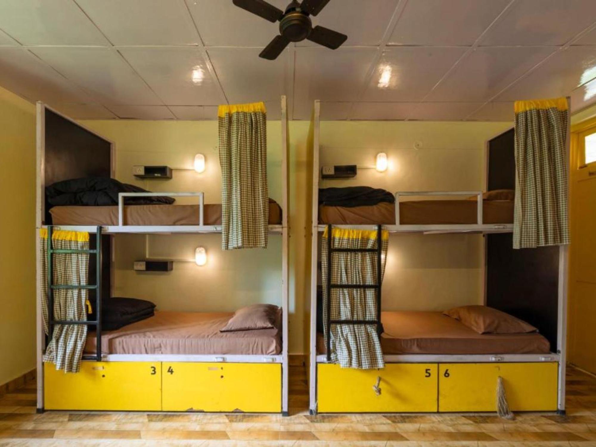 The Hosteller Bir الغرفة الصورة